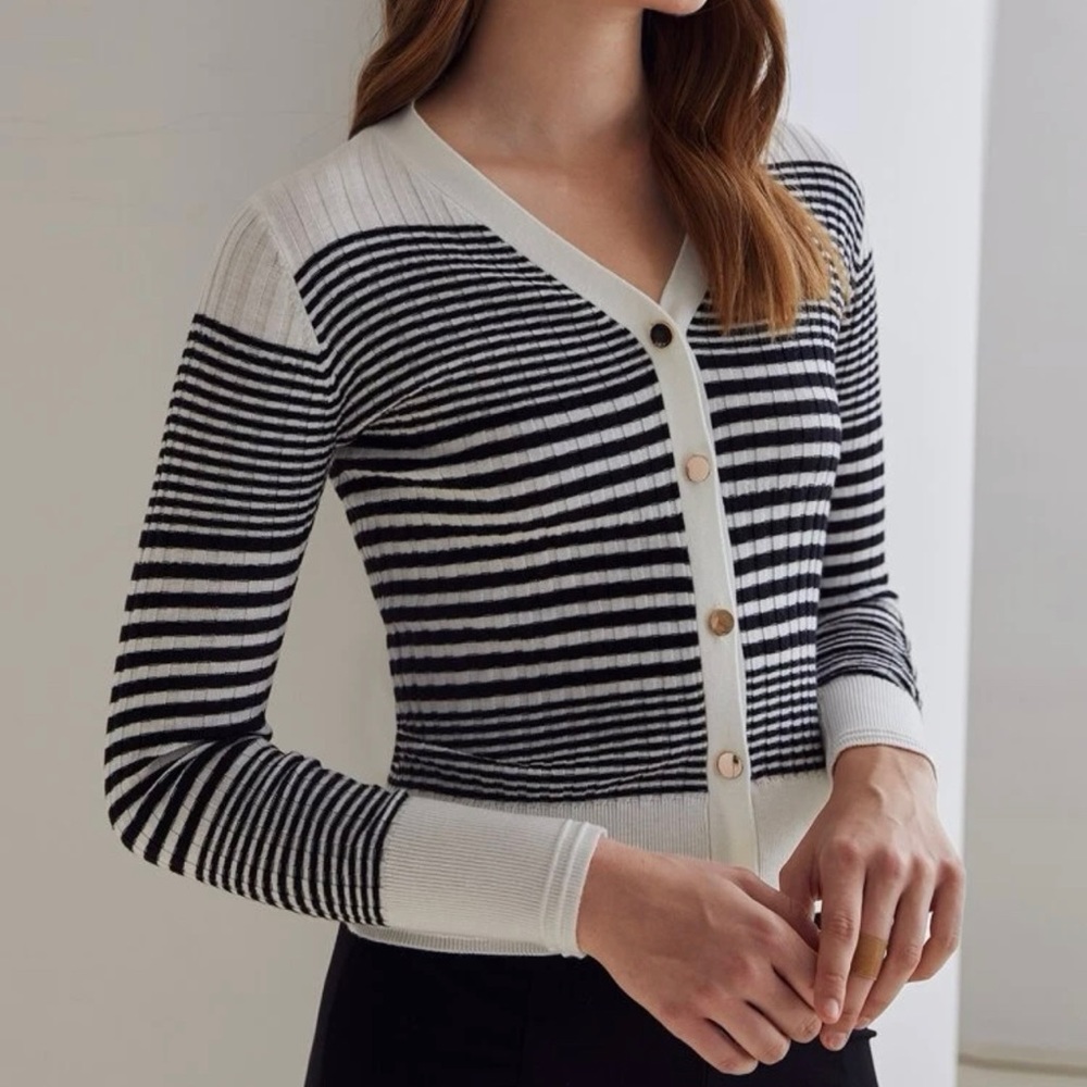 MOTF Off-White Black Striped Gold Button-Front Cardigan Small